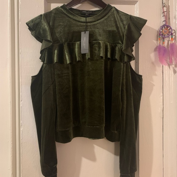 Romeo & Juliet Olive plush top - Picture 2 of 6